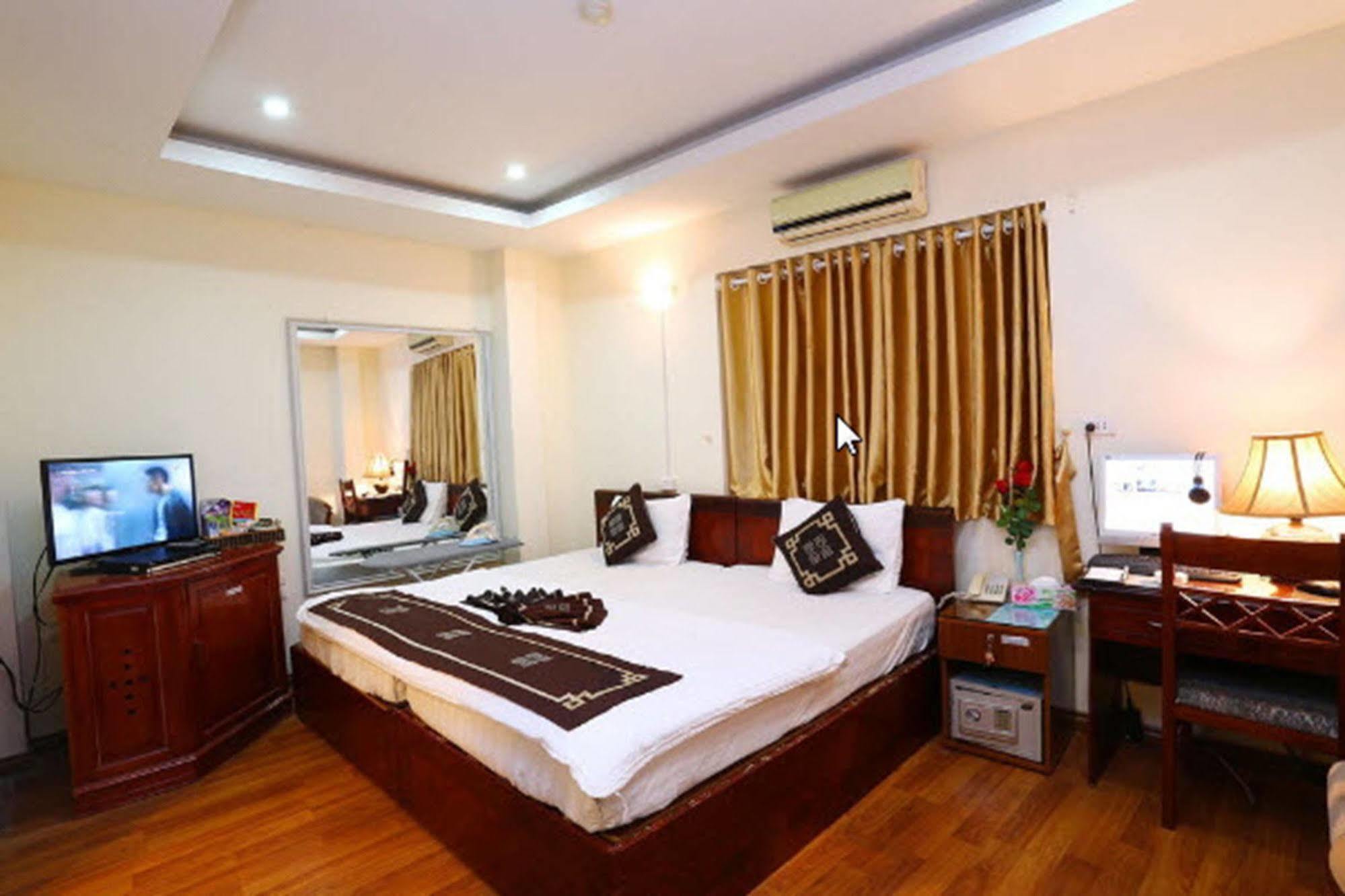 A25 Hotel - 46 Chau Long Hanoi Zewnętrze zdjęcie